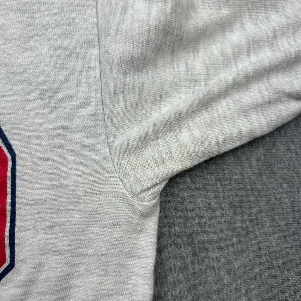Cleveland Indians Chief Wahoo Gray Short Sleeve Tshirt Unisex Medium? 1995 MLB - Picture 14 of 16